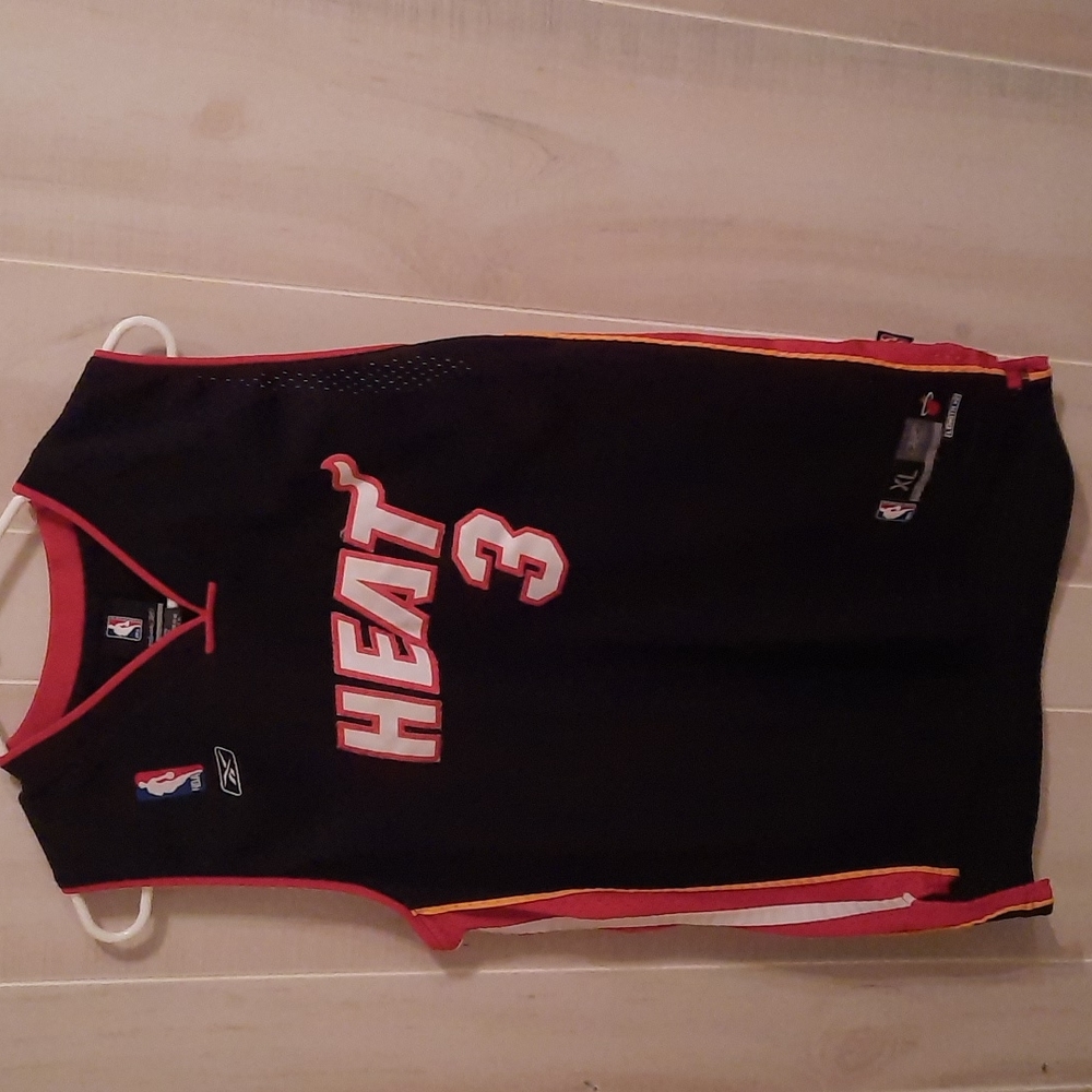 NBA Reebok XL Miami Heat Wade #3